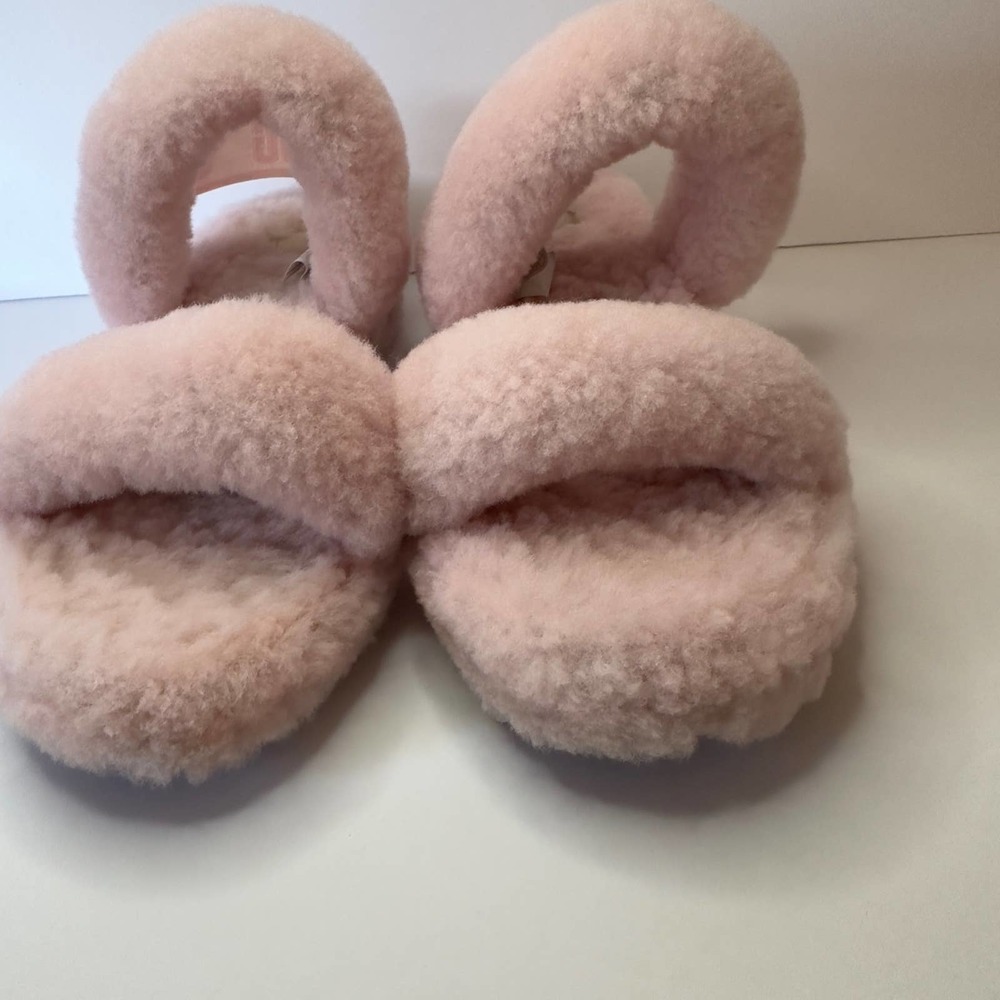 UGG Oh Yeah logo double strap Sandals -Light Pink Cloud - Women's size 9 - Picture 2 of 8